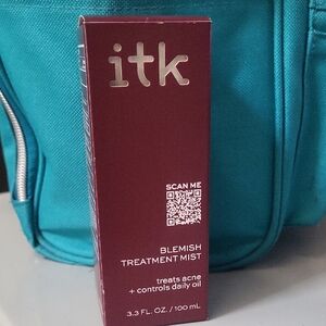 !it jeans Blemish Treatment Mist - Burgundy